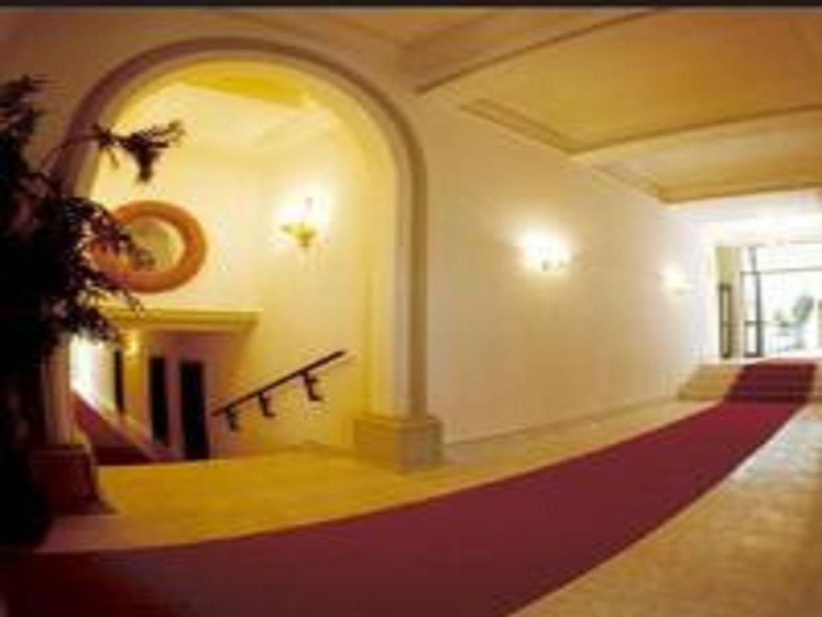 M Plaza Hotel Accra Eksteriør bilde