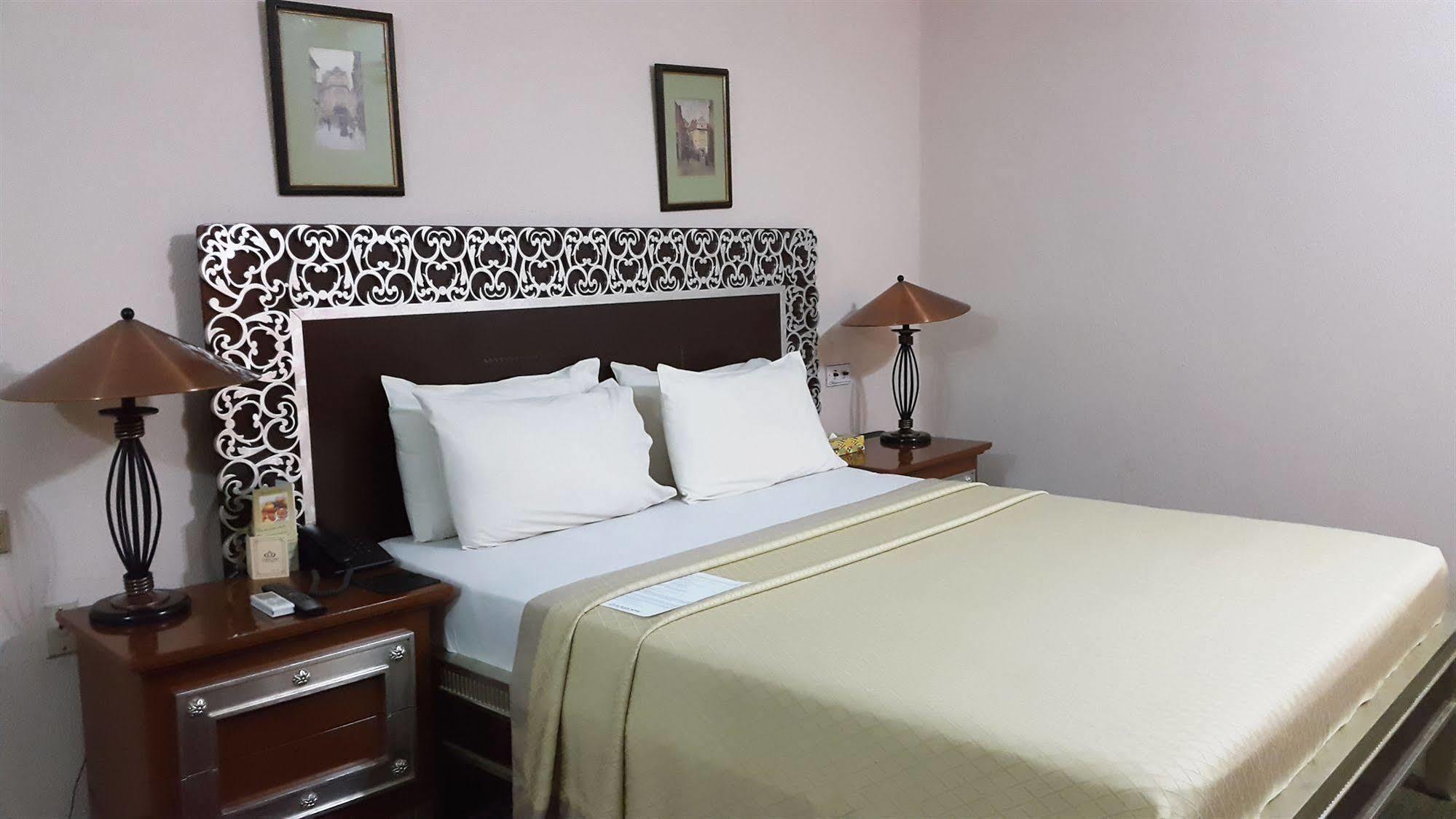 M Plaza Hotel Accra Eksteriør bilde
